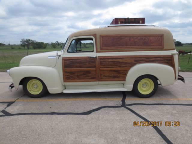 1953 Chevrolet Custom Woody Panel Van - photo 2
