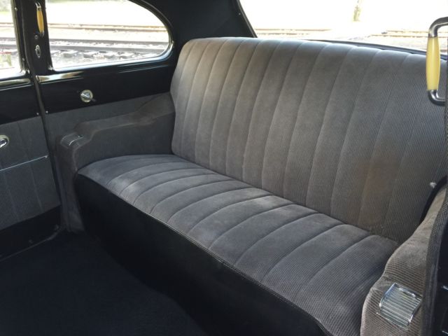 1953 Chrysler Town & Country Limousine - photo 12