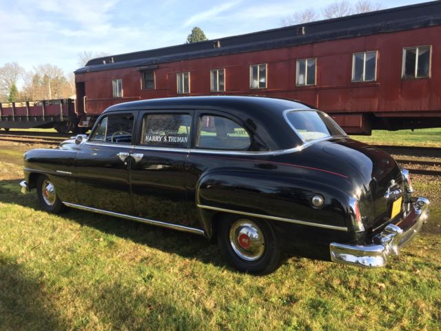 1953 Chrysler Town & Country Limousine - photo 3