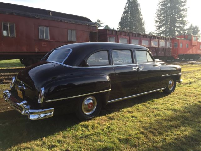 1953 Chrysler Town & Country Limousine - photo 5