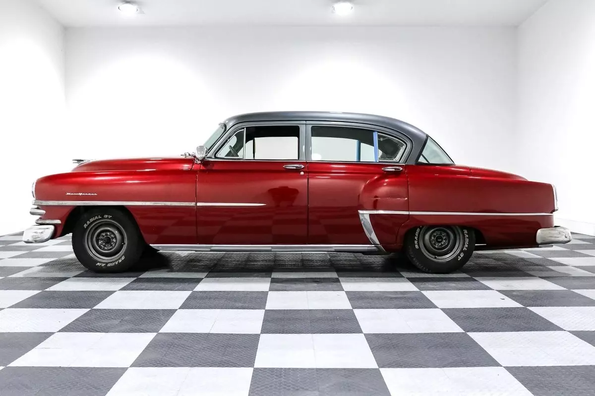 1953 Chrysler New Yorker - photo 4