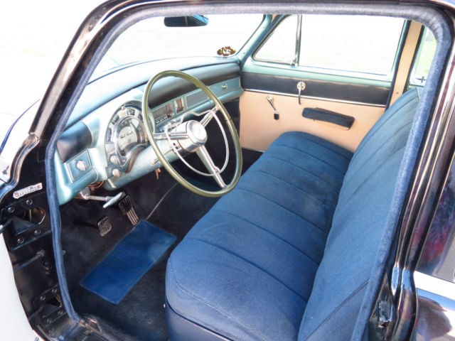 1953 Chrysler Windsor DeLuxe - photo 2