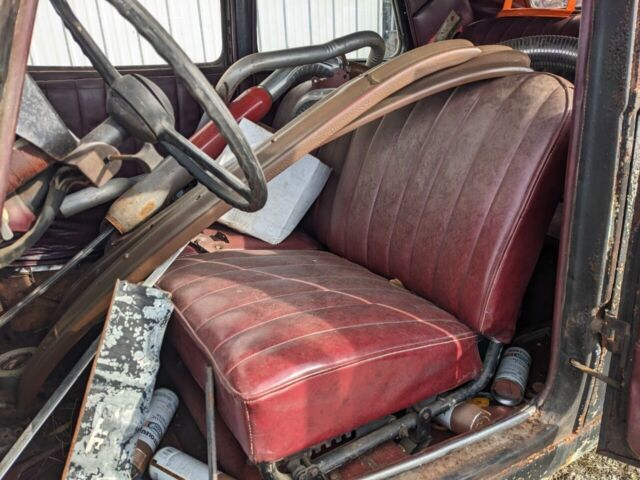 1953 Citroen Traction Avant Saloon - photo 9