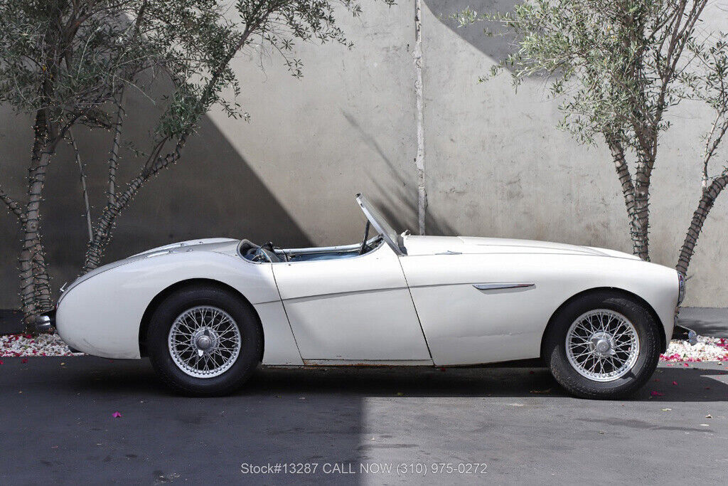1953 Austin Healey 100-4 Convertible Sports Car - photo 4