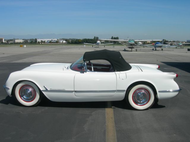 1953 Chevrolet Corvette Convertible - photo 2