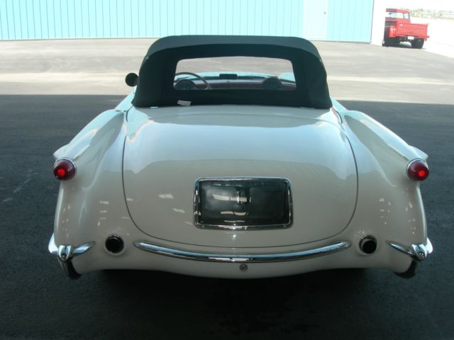 1953 Chevrolet Corvette Convertible - photo 5