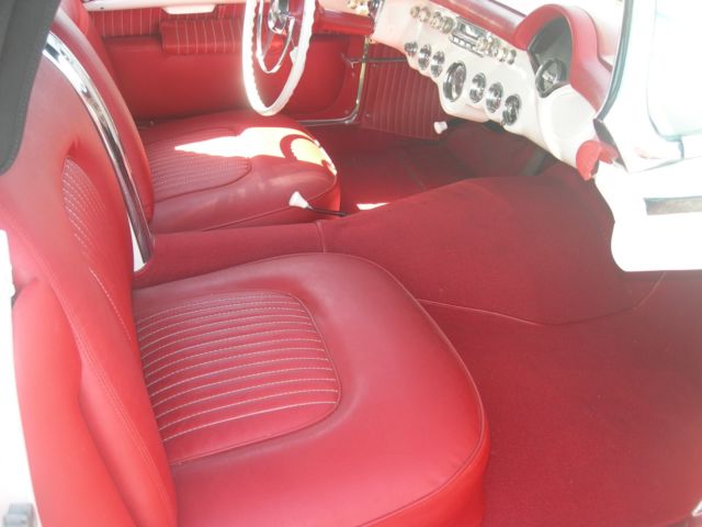 1953 Chevrolet Corvette Convertible - photo 6