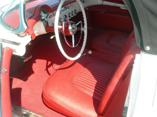 1953 Chevrolet Corvette Convertible - photo 7