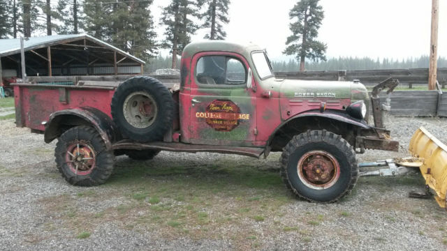 1953 Dodge Power Wagon flathead 6 cylinder 4-speed 4WD w/ two PTO's runs good 1953 Dodge Power Wagon