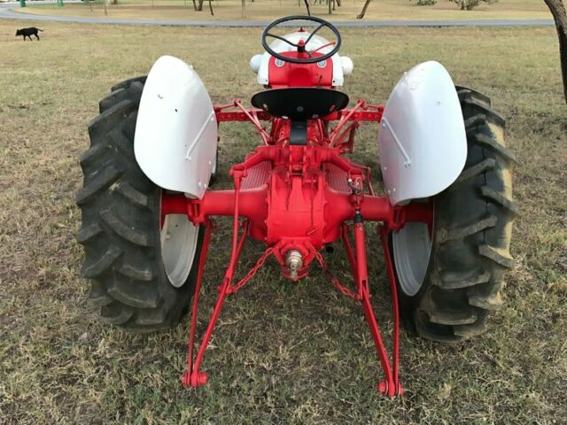 1953 Ford 8 N Runs good 12 volt good tires - photo 9