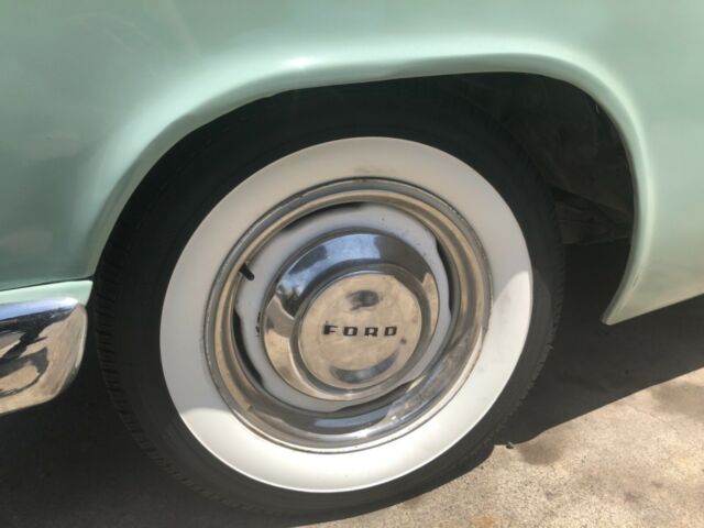 1953 Ford Country Sedan Wagon - photo 7