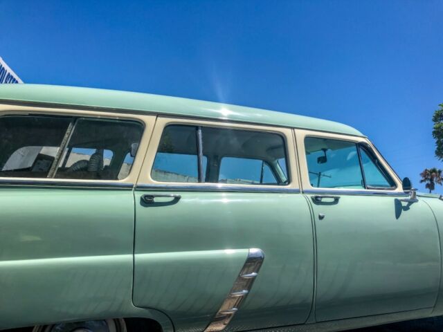 1953 Ford Country Sedan Wagon - photo 9