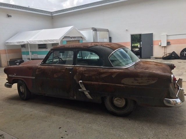 1953 Ford Crestline - photo 4