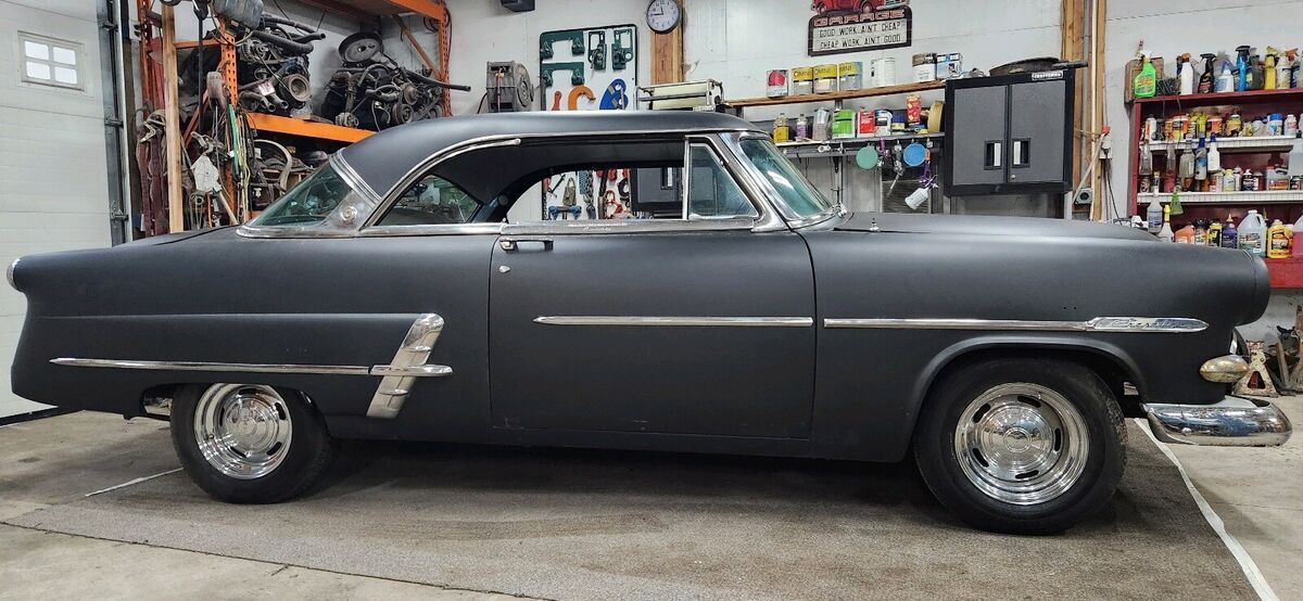 1953 Ford Crestline Victoria - photo 4