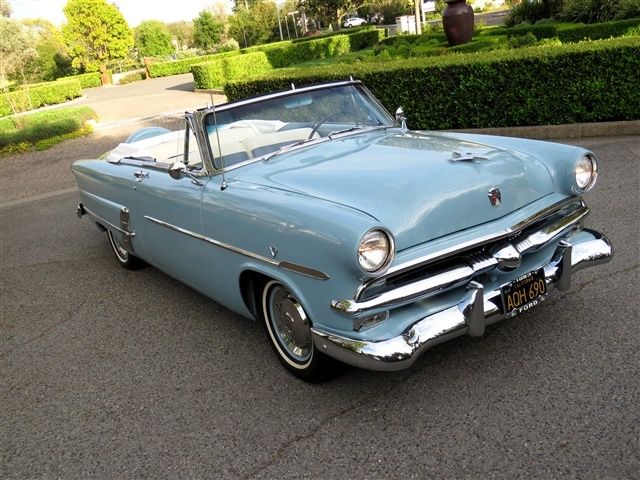 1953 Ford Sunliner - photo 11