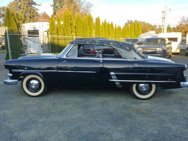1953 Ford Crestline - photo 2