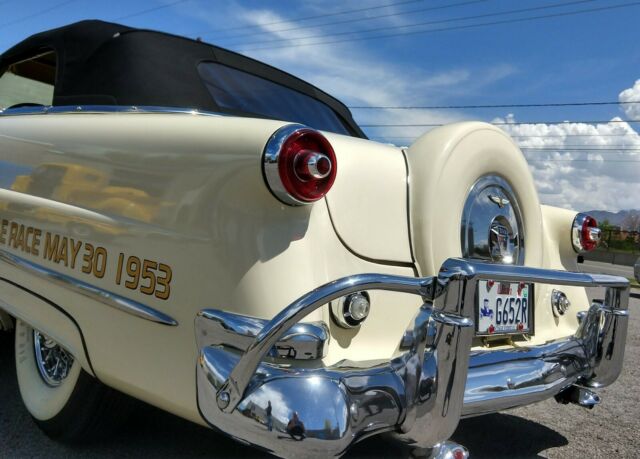 1953 Ford Crestline PACE CAR - photo 11