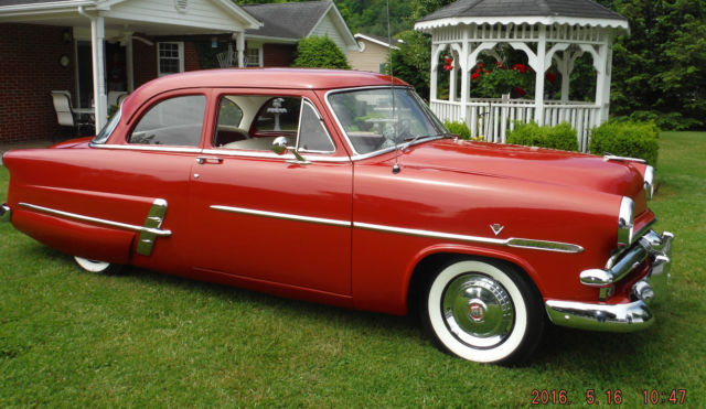 1953 Ford Crestline V8 3.7L 50th Anniversary Edition 1953 Ford Crestline 50th Anniversary Edition