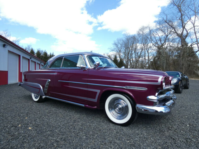 1953 Ford Crown Victoria Crestline