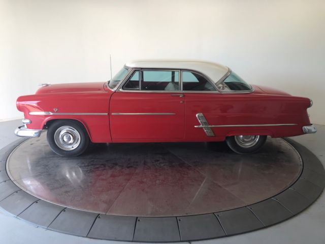 1953 Ford Crestline Victoria - photo 4