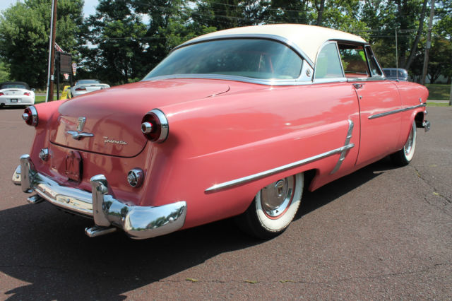 1953 Ford Crestliner Victoria Hardtop - photo 3