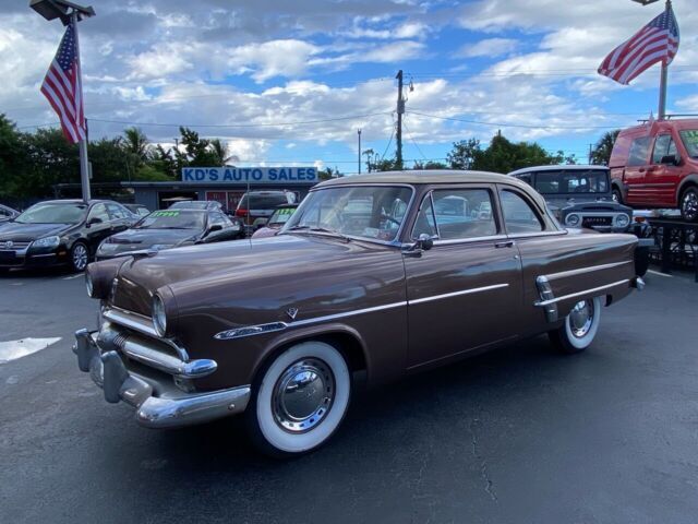 1953 Ford Customline 16,949 Miles Brown Coupe I8 4.9L Natural Aspiration Automa 1953 Ford Customline