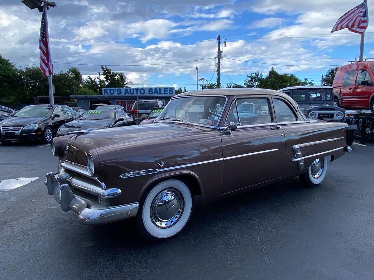 1953 Ford Customline - photo 3