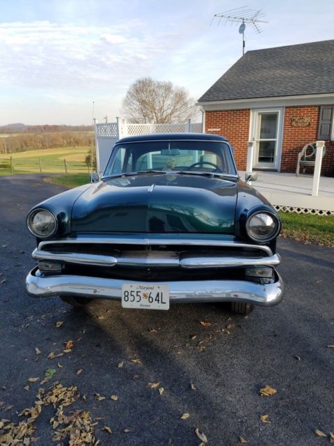 1953 Ford Customline Club Coupe 1953 Ford Customline Club Coupe