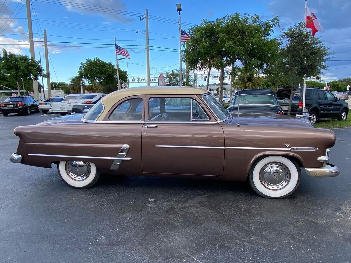 1953 Ford Customline - photo 7