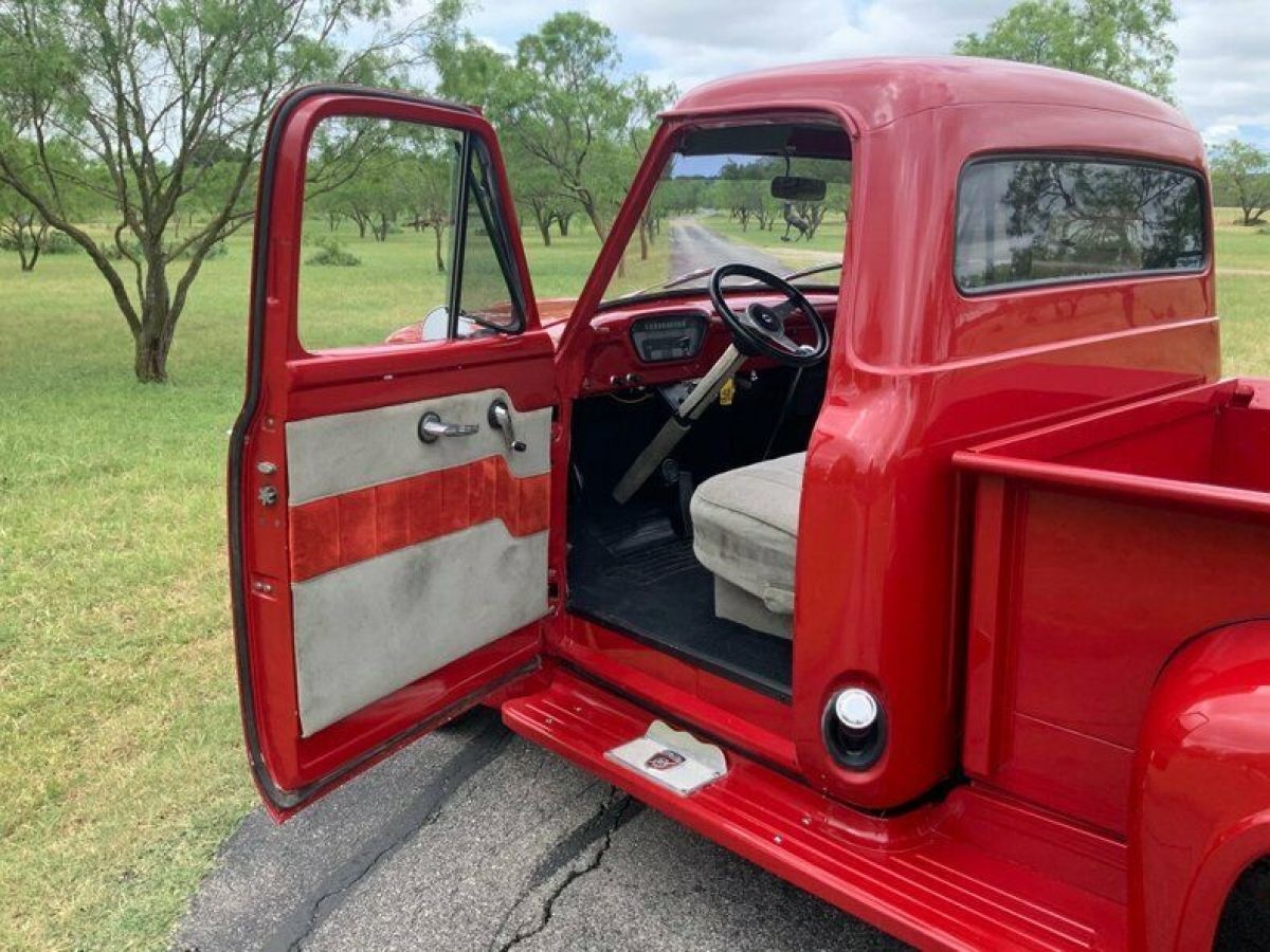 1953 Ford F-100 - photo 3