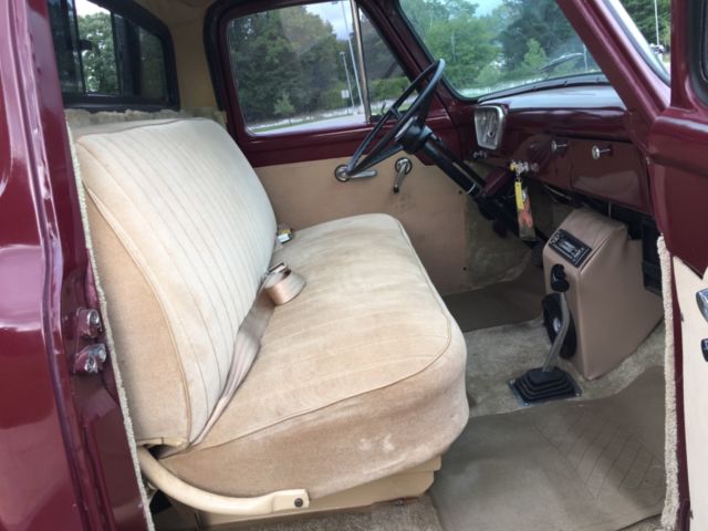 1953 Ford F-100 pick up - photo 12