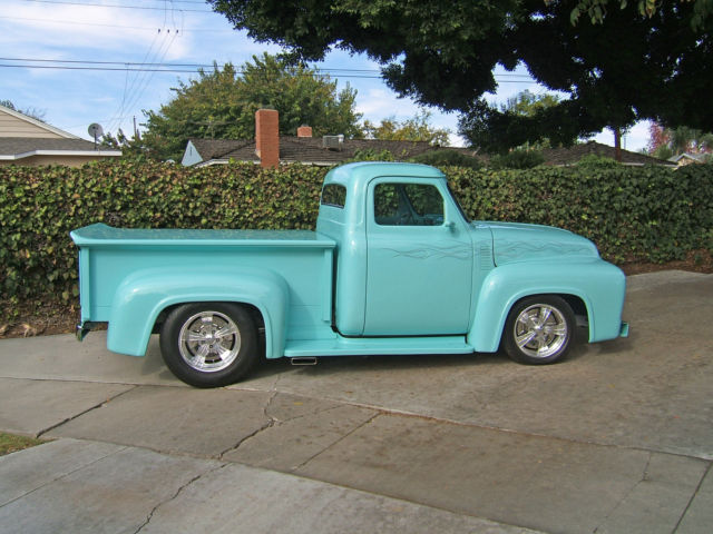 1953 Ford F-100 Show Truck 1953 Ford F-100 Custom