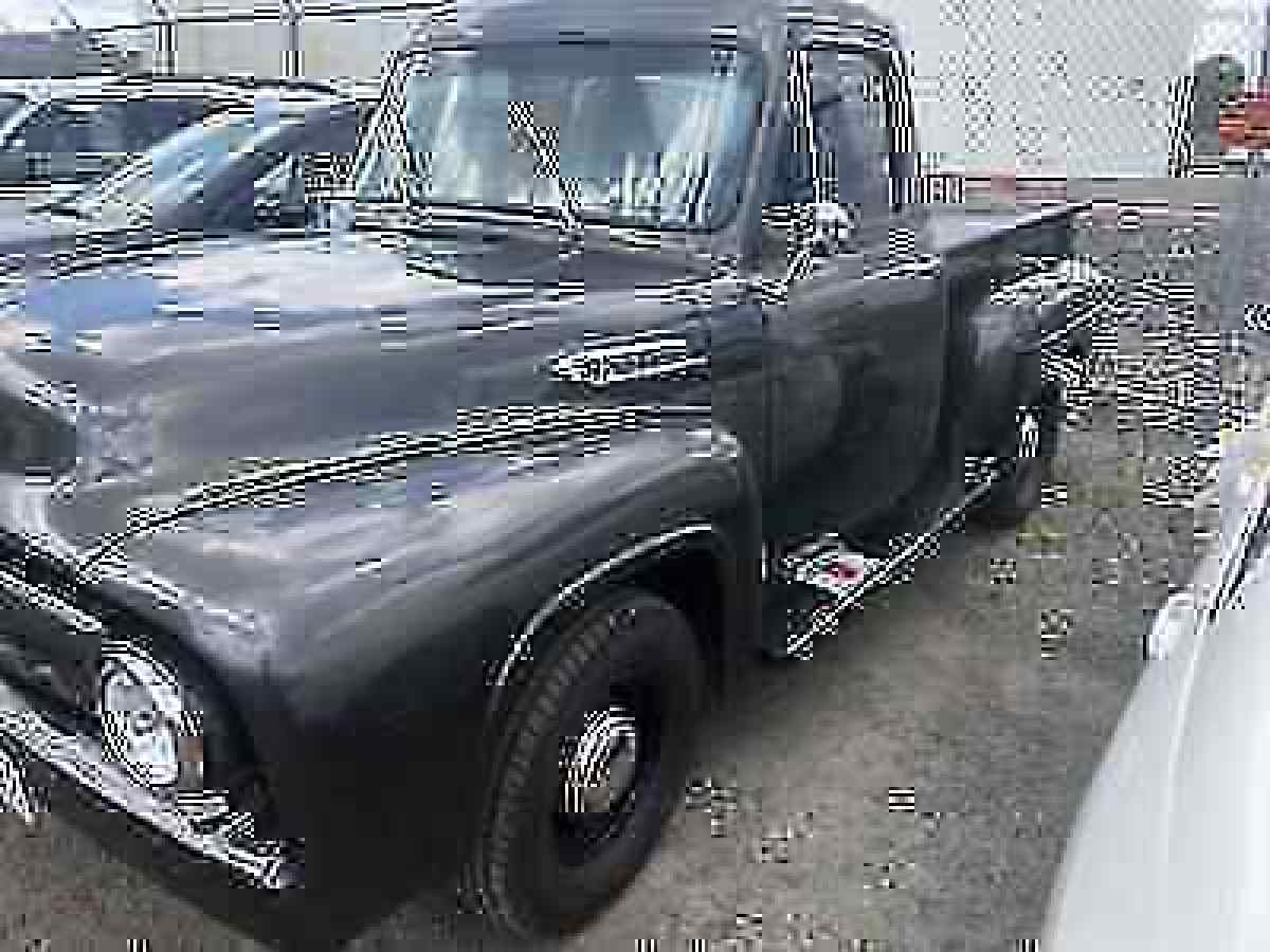 1953 Ford F100 6’ bed - photo 2