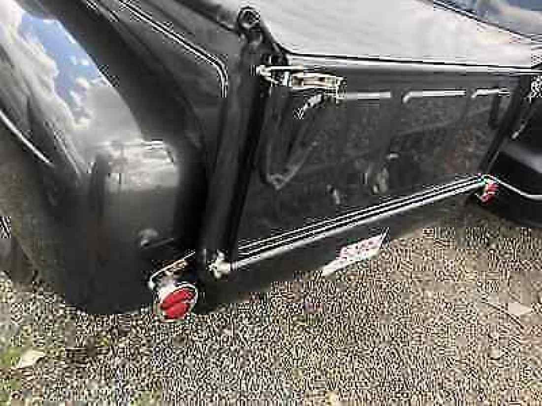 1953 Ford Pickup 6’ bed - photo 4