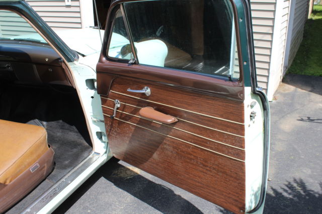 1953 Ford Ranch Wagon - photo 10