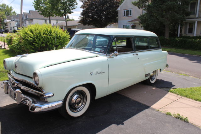 1953 Ford Ranch Wagon - photo 3