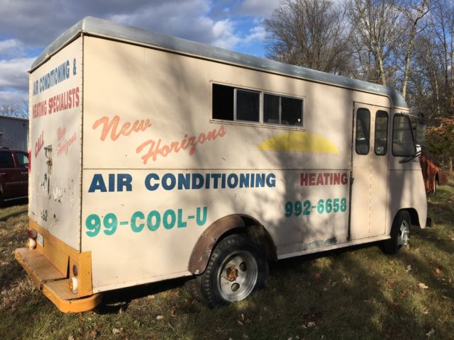 1953 Ford Step van - photo 2
