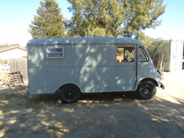 1953 International Harvester 1200A - photo 4