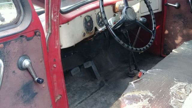 1953 International Harvester R120 - photo 6