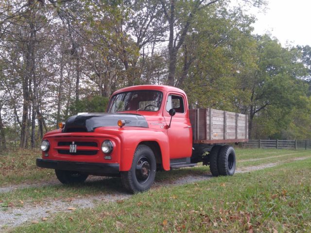 1953 International Harvester R132 - photo 3