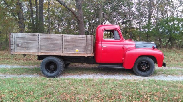 1953 International Harvester R132 - photo 4