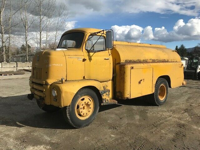 1953 International Harvester RC 182 COE Fuel Tanker - photo 4