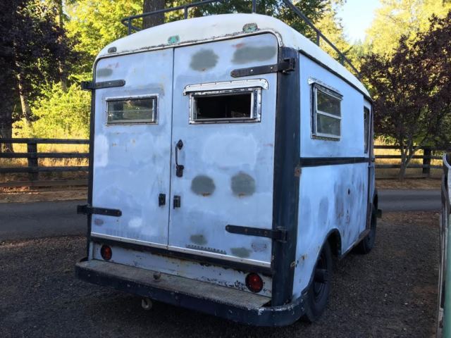 1953 International Harvester LM-120 Metro Stepvan 102