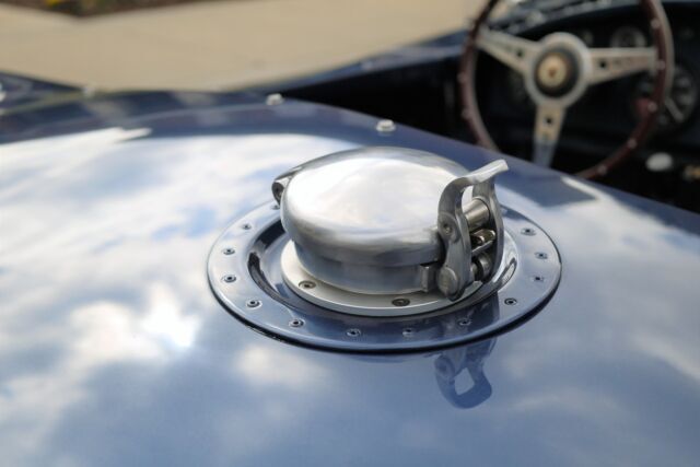 1953 Jaguar C-Type Competition Recreation - photo 11