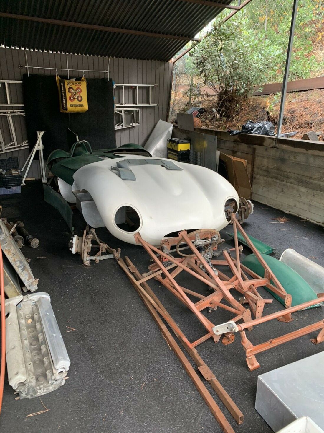 1953 Jaguar D TYPE race car - photo 8