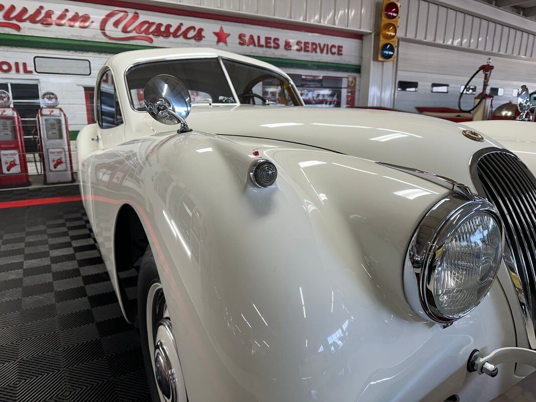 1953 Jaguar XK FHC - photo 5
