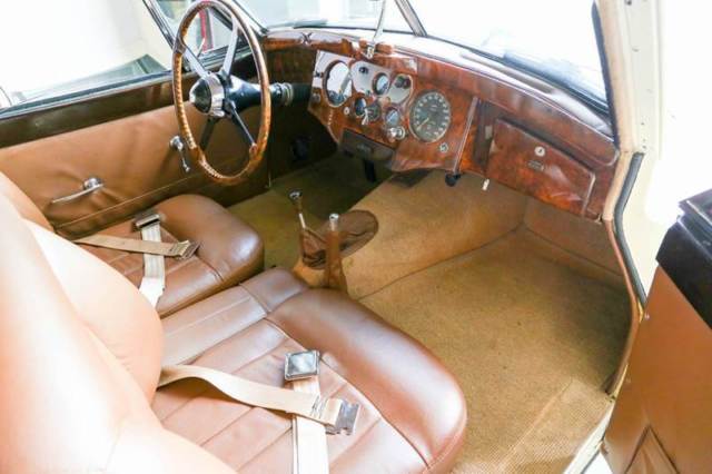 1953 Jaguar XK 120 COUPE - photo 13