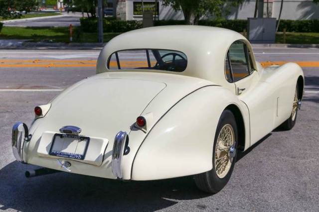 1953 Jaguar XK 120 COUPE - photo 4