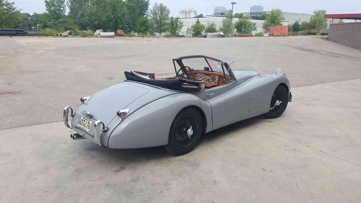 1953 Jaguar XK - photo 4