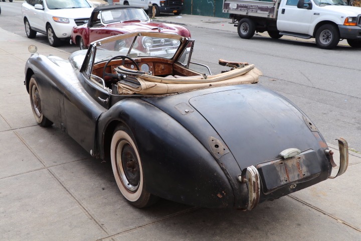 1953 Jaguar XK - photo 5